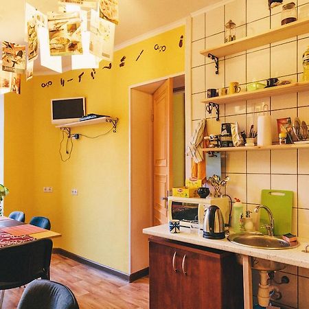 Elementary Hostel โอเดสซา ภายนอก รูปภาพ