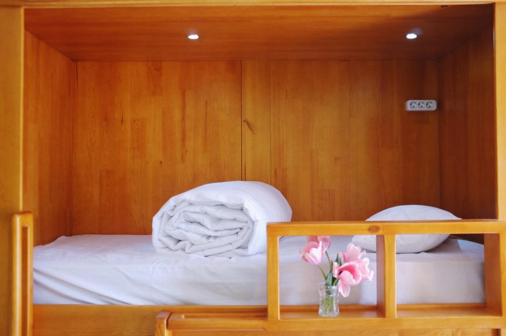 Elementary Hostel โอเดสซา ภายนอก รูปภาพ