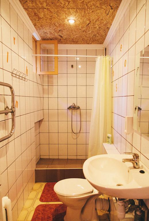 Elementary Hostel โอเดสซา ภายนอก รูปภาพ