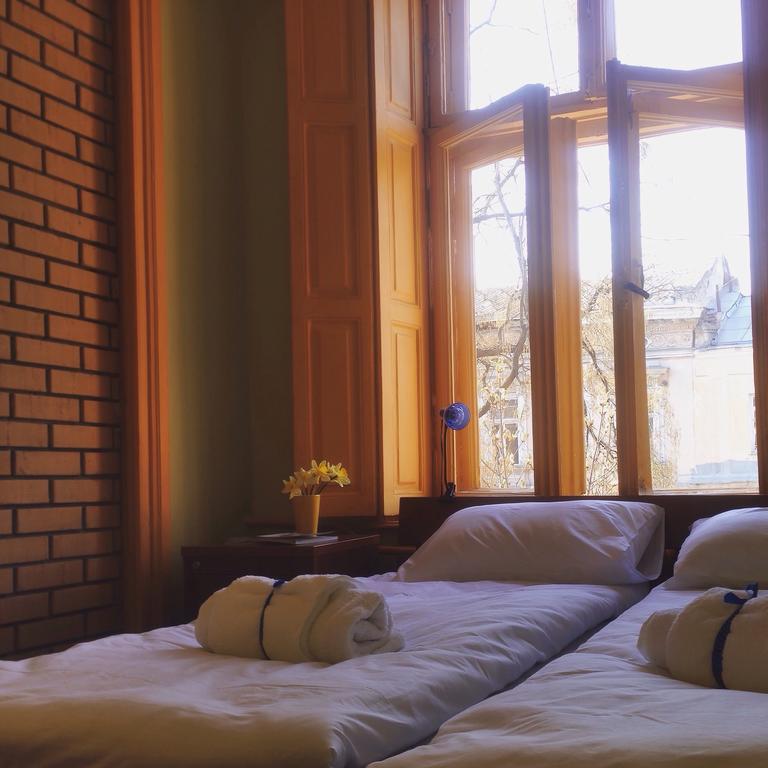 Elementary Hostel โอเดสซา ภายนอก รูปภาพ